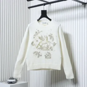 Pegasus embroidered cashmere knit sweater