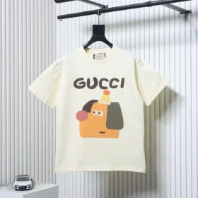 Short-sleeved T-shirt with motifs from the new animated series